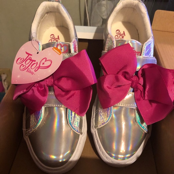 JoJo Siwi gym shoes size 4 - Picture 1 of 3